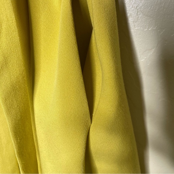 Sharagano Chartreuse Yellow Buttoned Belted Midi Sleeveless Dress Size 4 - Picture 7 of 11